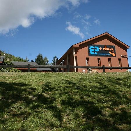 Alberg Escola De Piraguisme De Sort Bagian luar foto